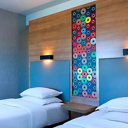 Aloft By Marriott Hotel 3*